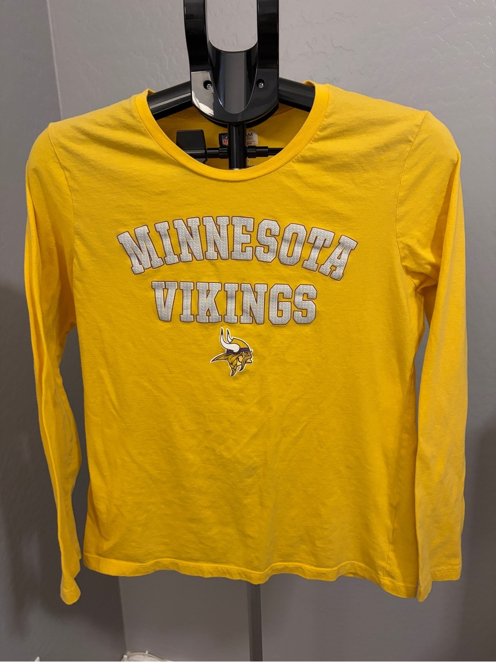 NFL Minnesota Vikings Long Sleeve Tee - Yellow Size Large